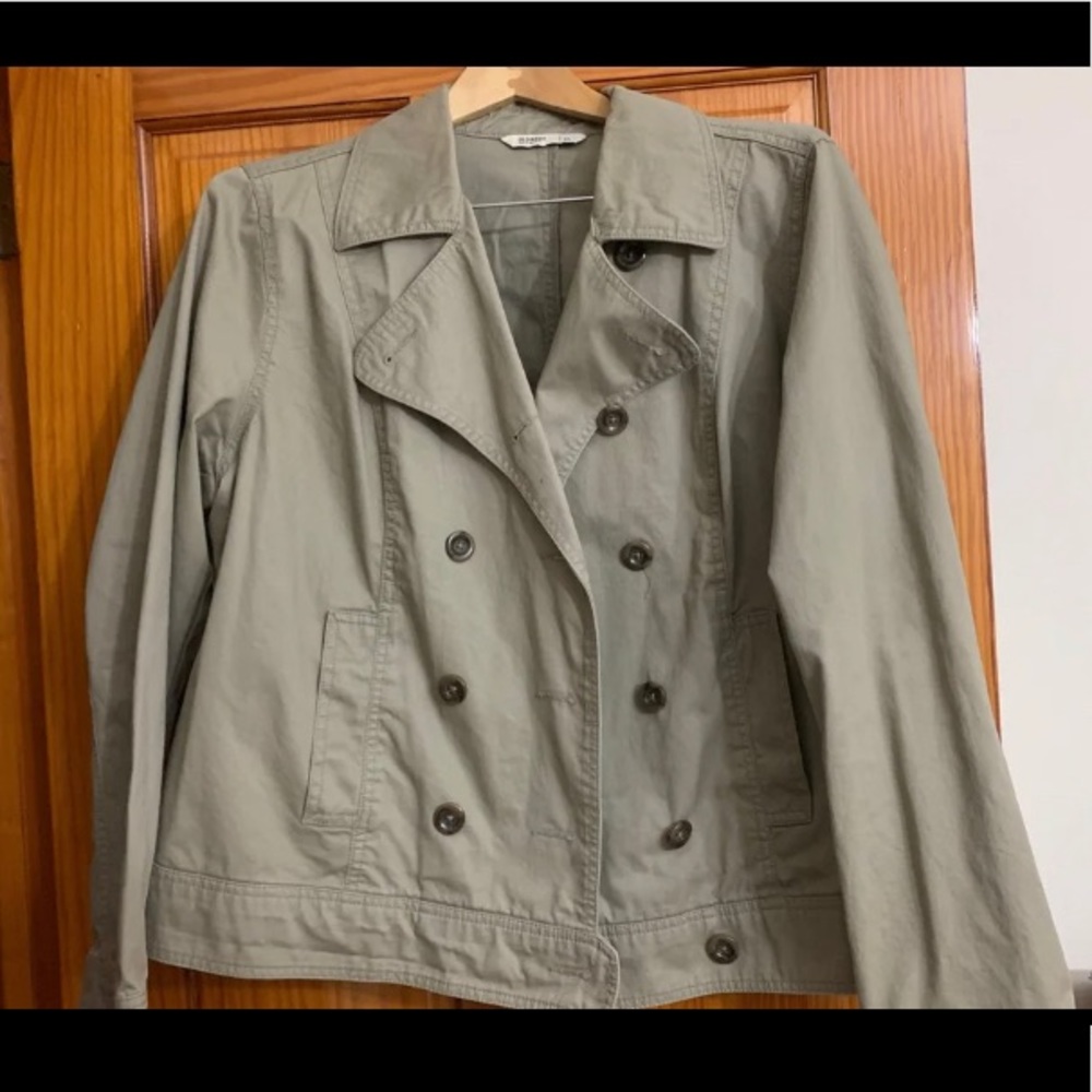 Light women’s jacket - Picture 3 of 4